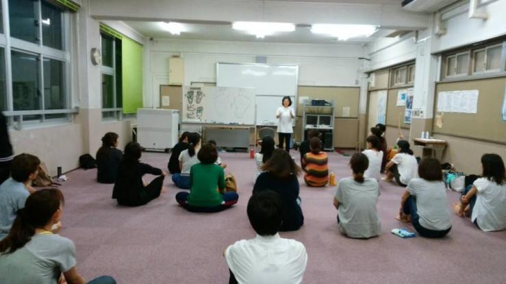 %e8%b6%b3%e3%82%82%e3%81%bf3